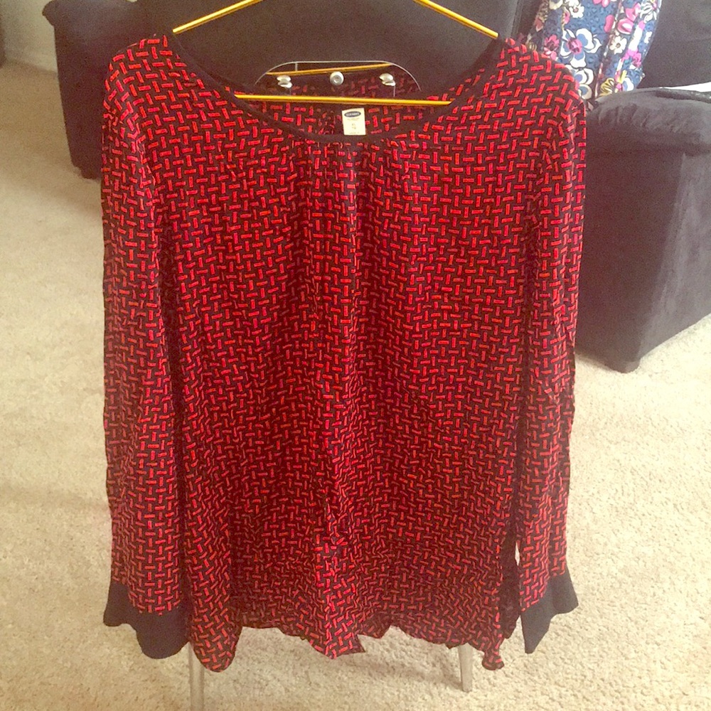 Red and black long sleeve blouse